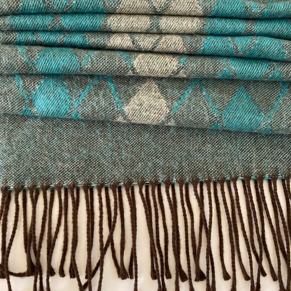 Italian argyle reversible fringed scarf - Picture 3 of 14